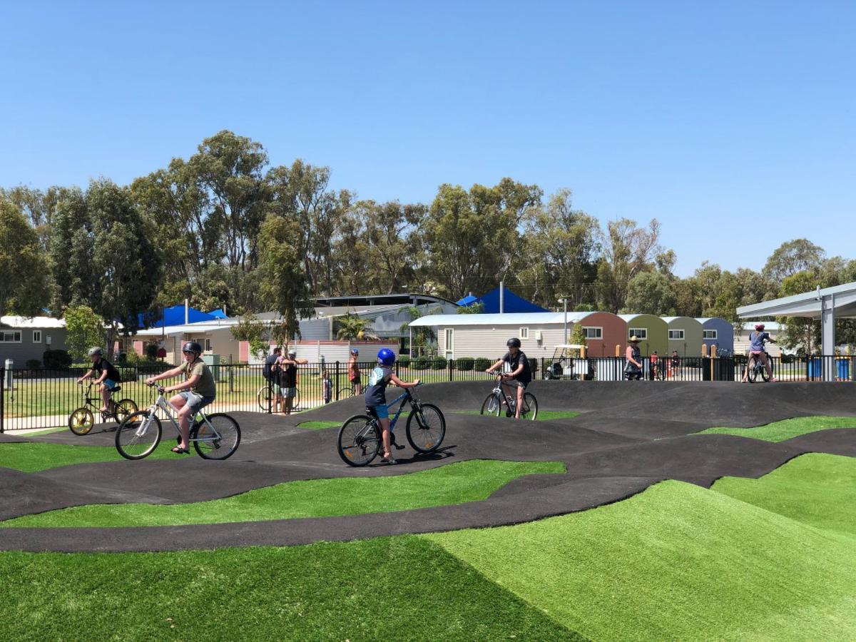 Big4 Deniliquin Holiday Park Exterior foto